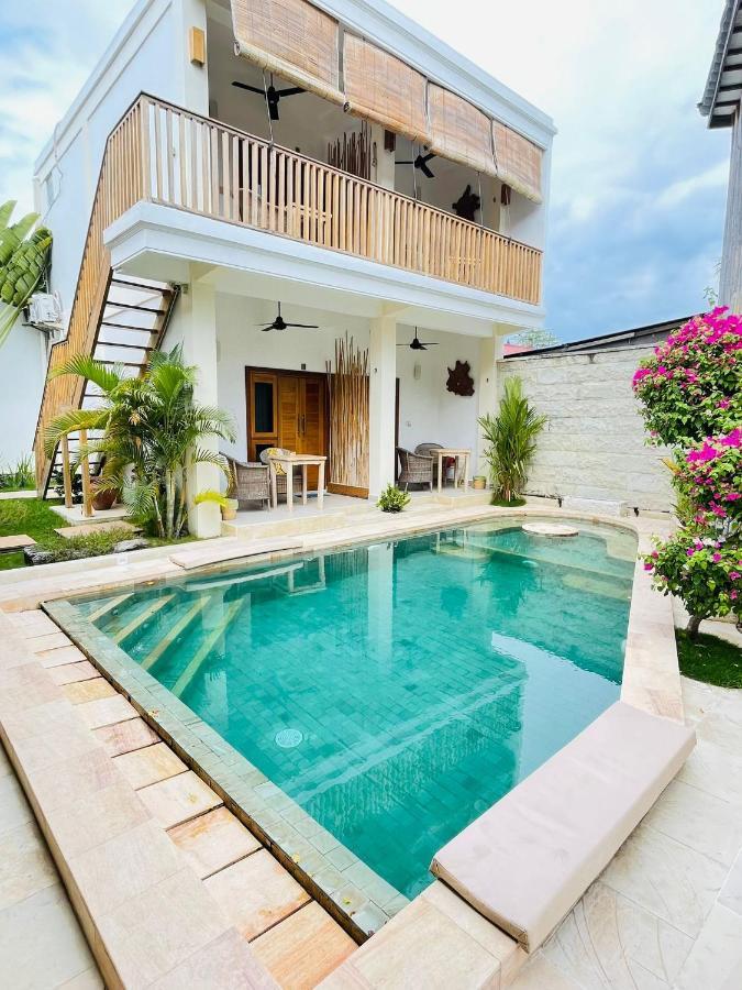 Green Banana Gili Trawangan Exterior photo